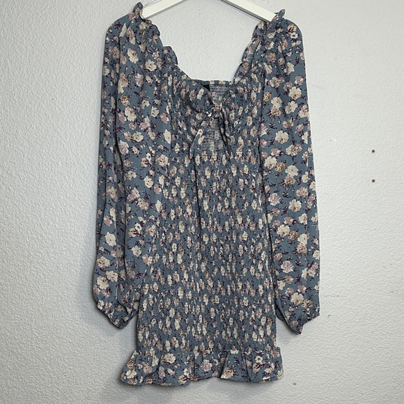 Lulus See Me Bloom Blue Floral Womens Size Small Cut Out Smocked Mini Dress - Picture 2 of 15